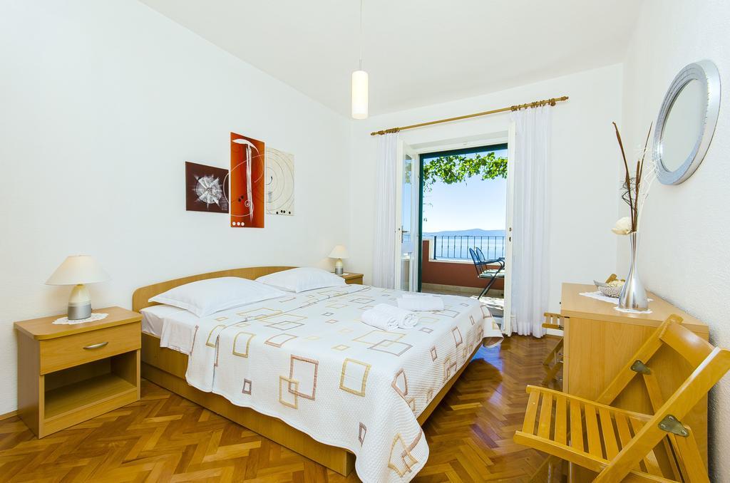 Apartments Kunac Podgora Zimmer foto