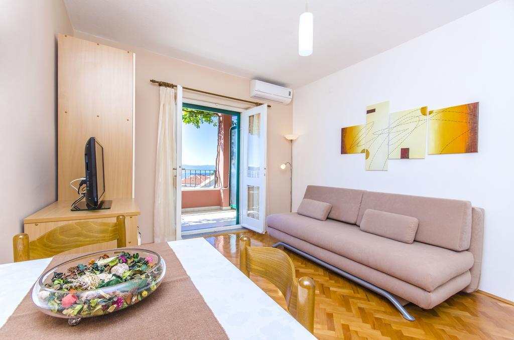 Apartments Kunac Podgora Zimmer foto